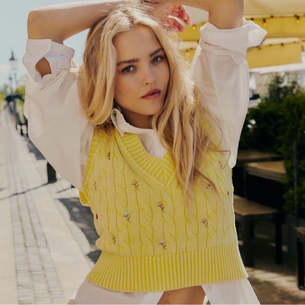 Free People Floral Yellow Knit Sweater Vest NWT XS